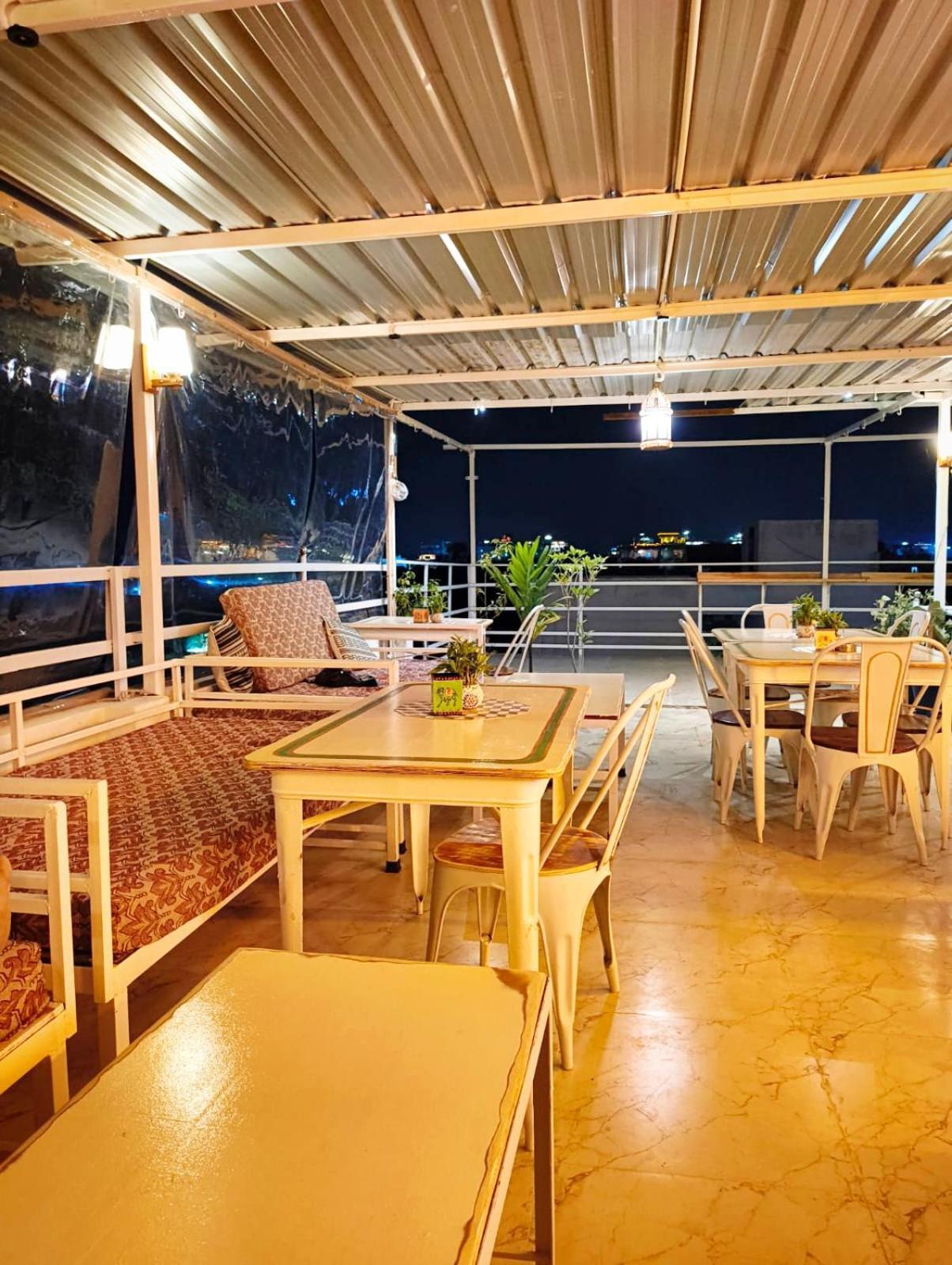 Rising Shemesh Home Stay อุเดเปอร์ ภายนอก รูปภาพ