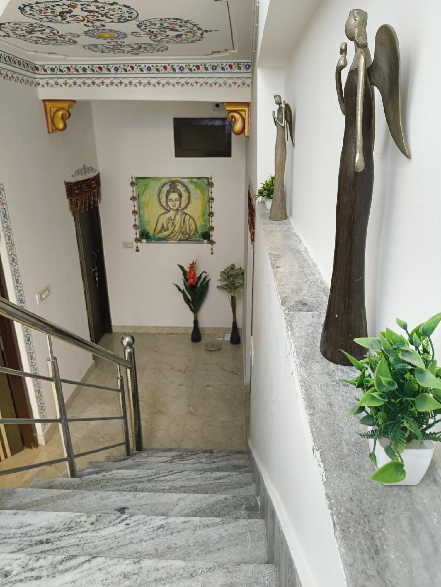 Rising Shemesh Home Stay อุเดเปอร์ ภายนอก รูปภาพ