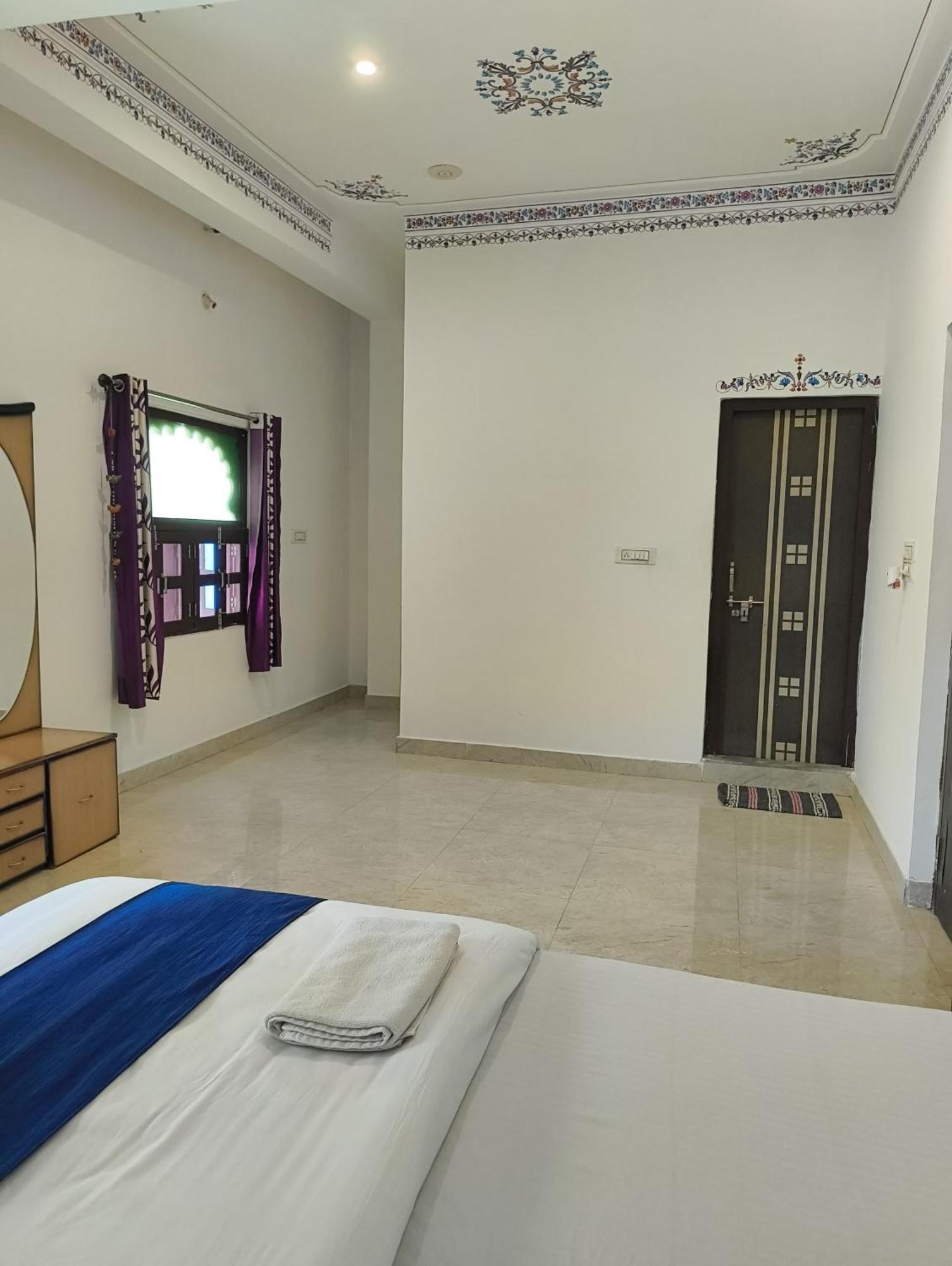Rising Shemesh Home Stay อุเดเปอร์ ภายนอก รูปภาพ