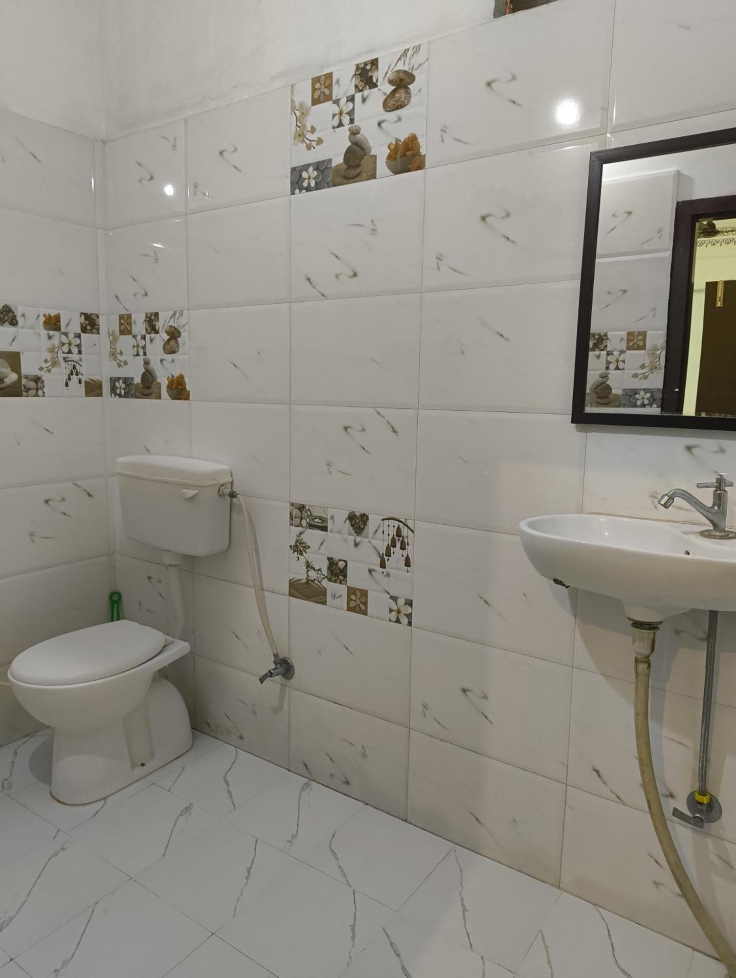 Rising Shemesh Home Stay อุเดเปอร์ ภายนอก รูปภาพ